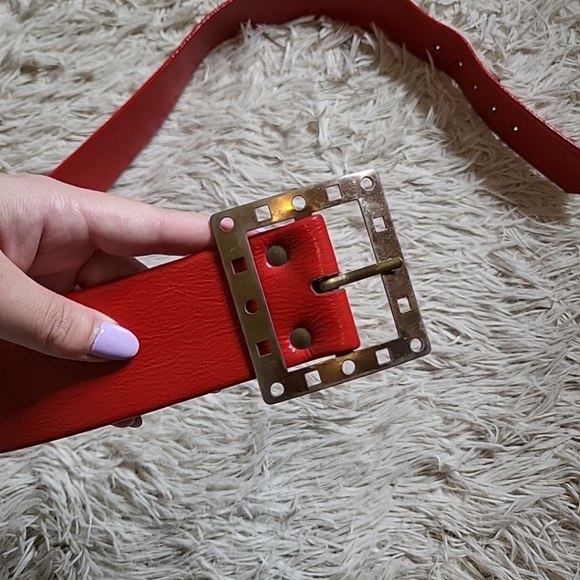 Vintage Red Expanded Vinyl Wide Belt Square Buckle Fun Funky Accessory - Picture 3 of 10